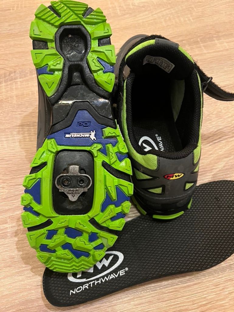 Used Northwave Himalaya Goretex bike — image 2 of 4