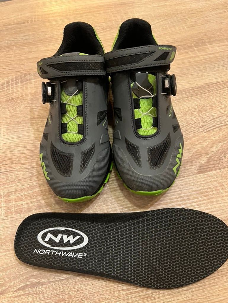 Used Northwave Himalaya Goretex bike — image 1 of 4