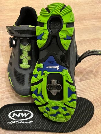 Used Northwave Himalaya Goretex bike — image 3 of 4