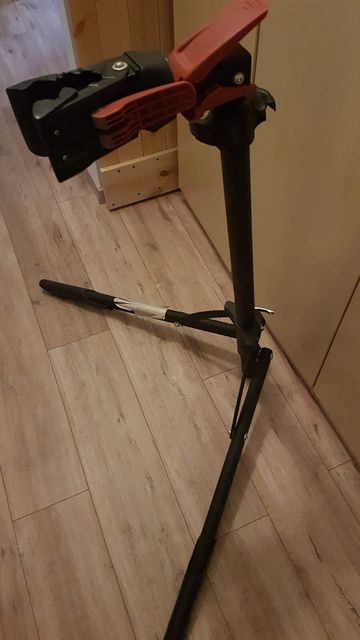 Elite Workstand Team 2016 bike d'occasion — image 3 sur 5