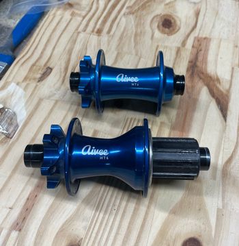 Used Aivee MT6 Hub bike