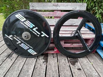 Basalt Wheels, paire de roue paraculaire et à bâton