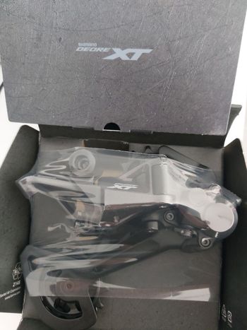 Gebrauchtes Shimano RD-M8100-SGS XT 12s 2025 Drivetrain & Pedals