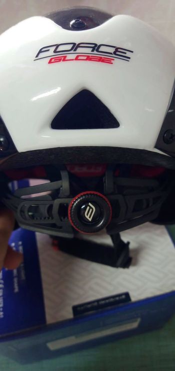 Used Force GLOBE Helmet bike — image 5 of 7