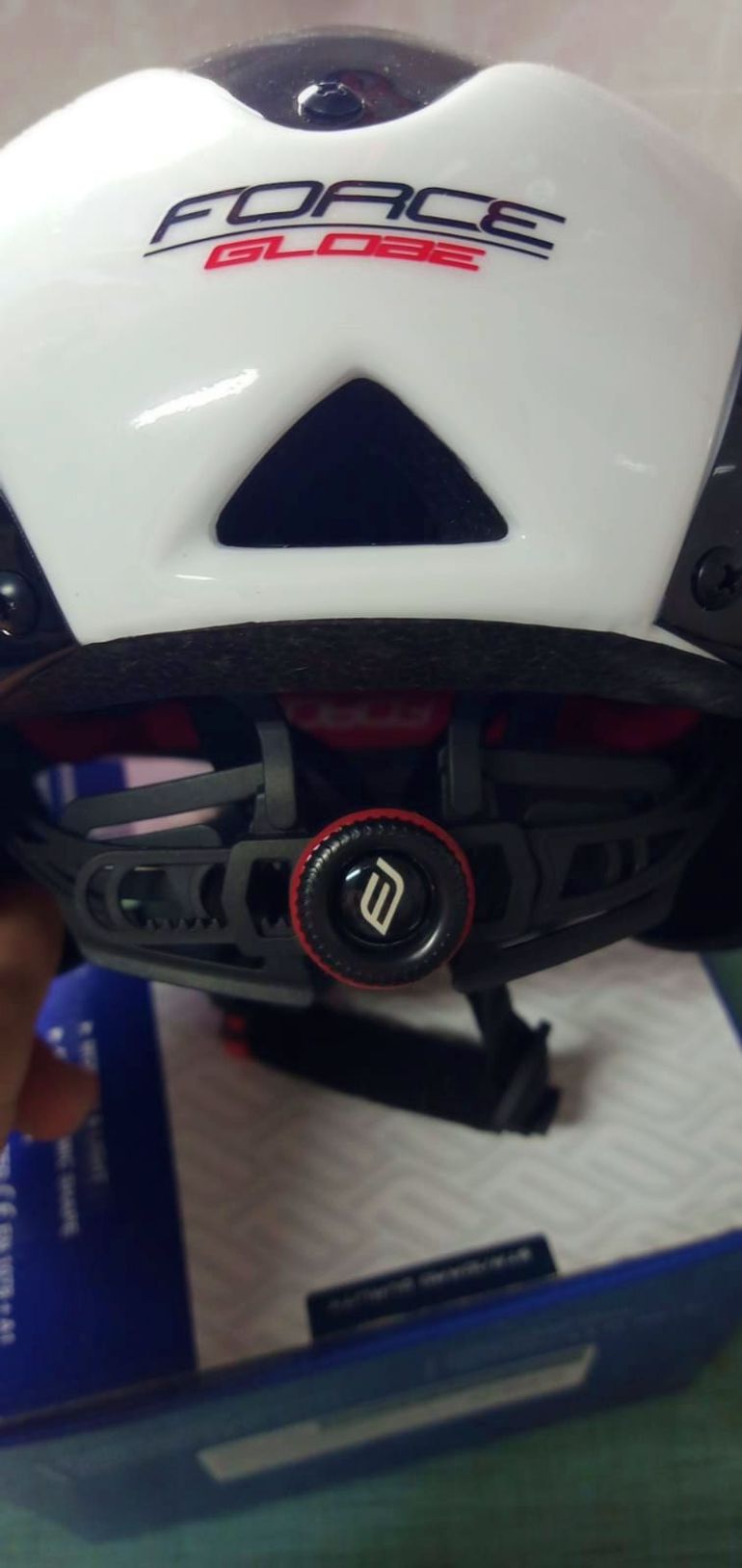Used Force GLOBE Helmet bike — image 5 of 7