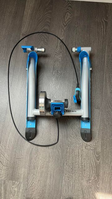 Used Tacx Satori Smart Rollentrainer Cycling Accessories