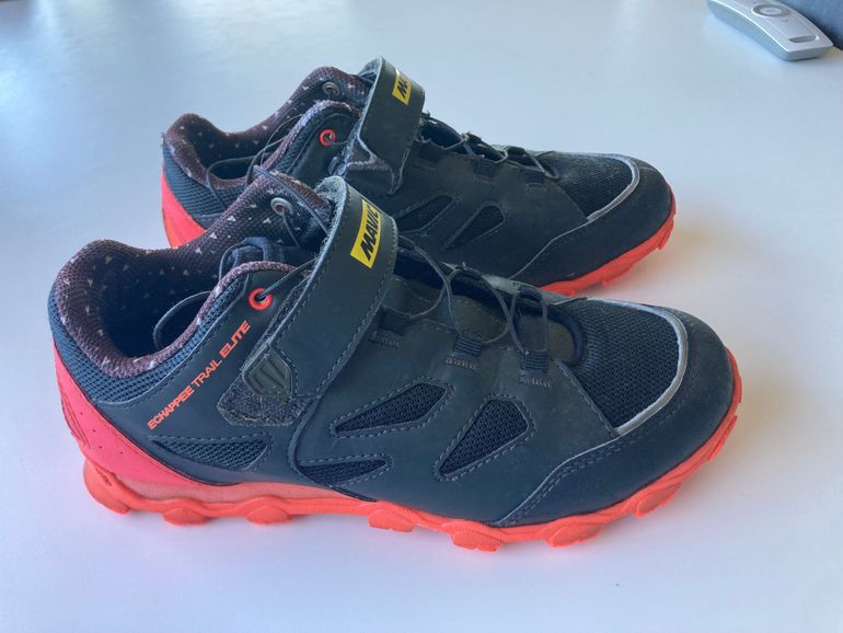Used Mavic Chaussures VTT Pointure 39-1/3 bike — image 1 of 6
