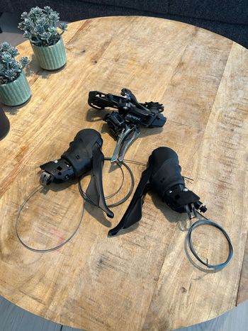Shimano, GRX R820 Shifters en derailleur voor/achter