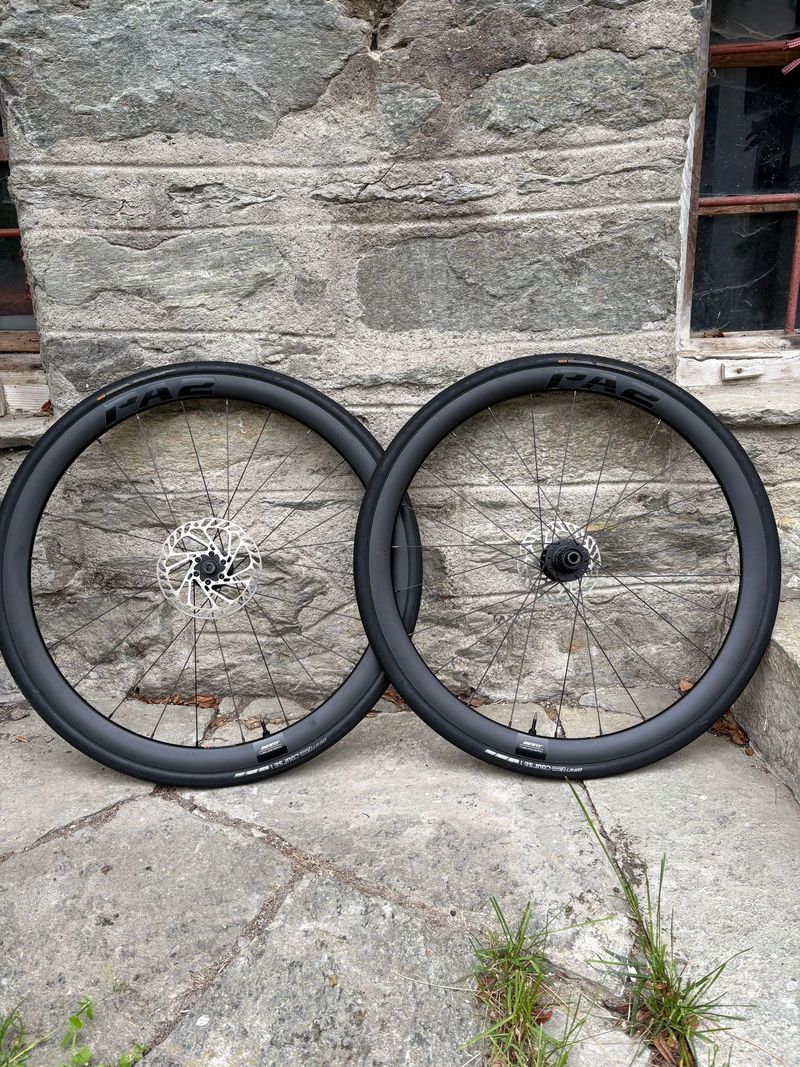 Used Giant PA2 bike — image 1 of 7