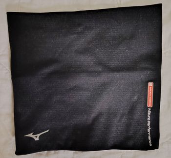 Used Mizuno Neck Warmer 2025 bike — image 1 of 4