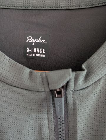 Used Rapha Pro Team Training Jersey 2025 bike — image 3 of 8