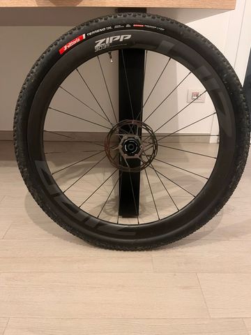 Zipp 303S Wheelset bike usato — immagine 1 di 4