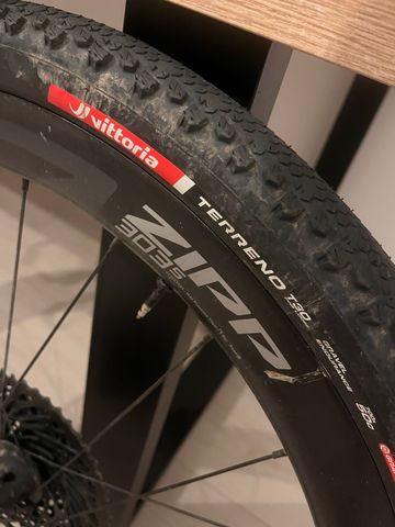 Zipp 303S Wheelset bike usato — immagine 2 di 4