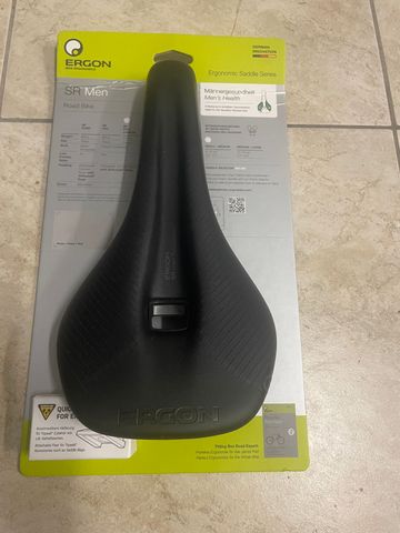 Tweedehands Ergon SR Carbon Saddles & Seatposts
