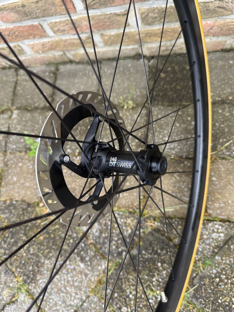 Used 9th Wave Avalon 354 Avalon ninefold bike — image 3 of 5