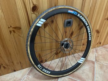 Used Karbon Dreams tubular T38 bike — image 7 of 9