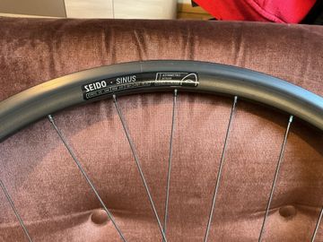 Used Seido Sinus 650B bike — image 4 of 12