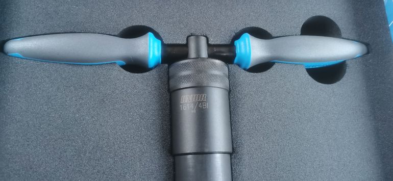 Used unior Extracteur Fourche Vélo référence 1614/4BI bike — image 2 of 7