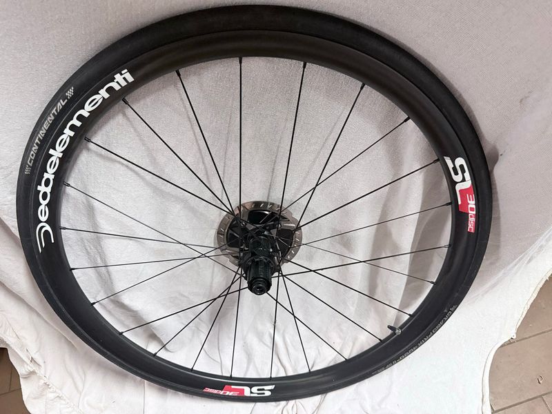 Używany Deda Elementi CARBON SL 30 DB DISC 2019 bike — zdjęcie 12 z 12