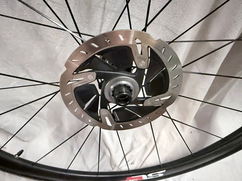 Używany Deda Elementi CARBON SL 30 DB DISC 2019 bike — zdjęcie 5 z 12