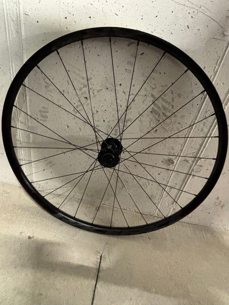 Used Race Face Arc 30 2023 bike — image 2 of 5