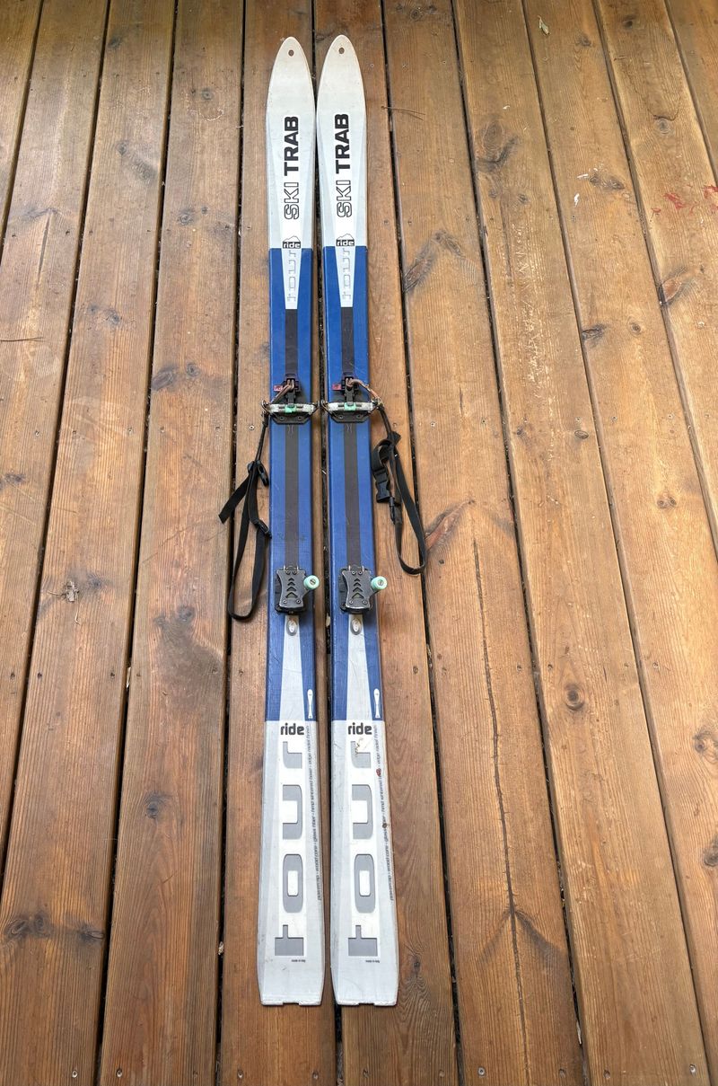 Used trab Ride Tour Skiing & Skitouring