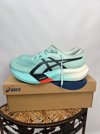 Asics, Metaspeed Edge Paris