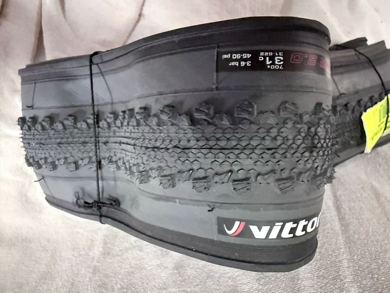 Used Vittoria Terreno Dry Gravel Endurance 2026 bike — image 2 of 3