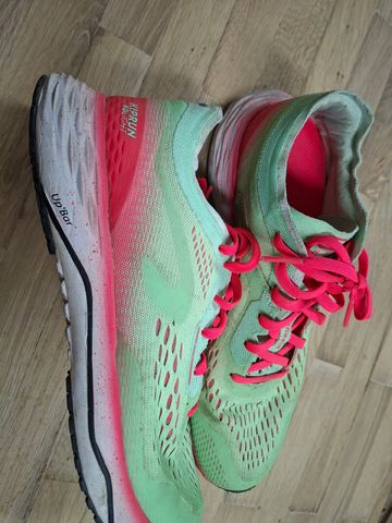 KIPRUN Kd light Running Shoes usato