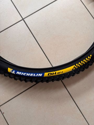 Tweedehands Michelin DH 34 2026 bike — afbeelding 2 van 4