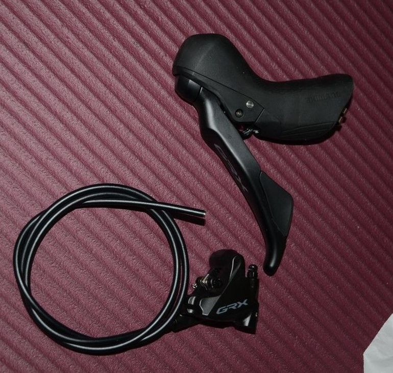 Used Shimano GRX ST-RX600 + BR-RX400 Flat Mount bike — image 2 of 2