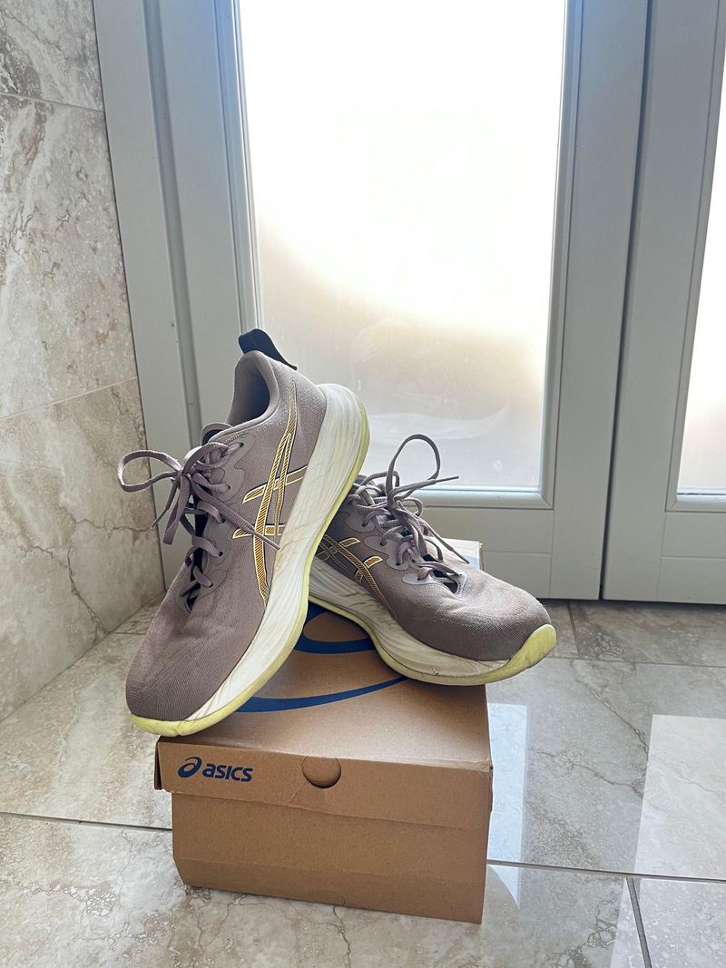 Used Asics Gel cumulus 27 2025 Running Shoes