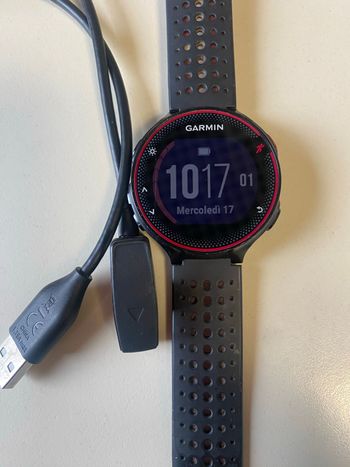 Garmin, Forerunner 235