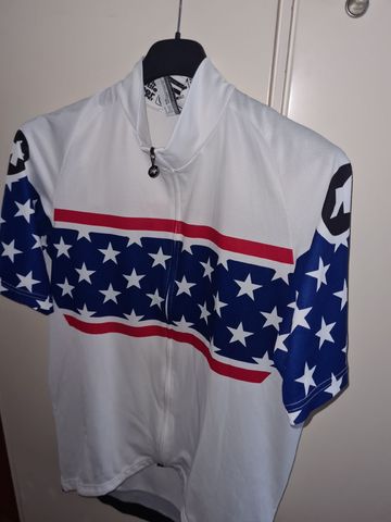 Käytetty Asos Maglia bike — kuva 1 / 5