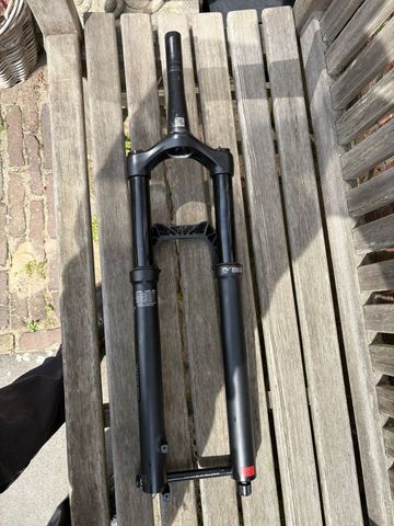 Brugt Marzocchi Bomber Z2 Fork bike — billede 7 af 7