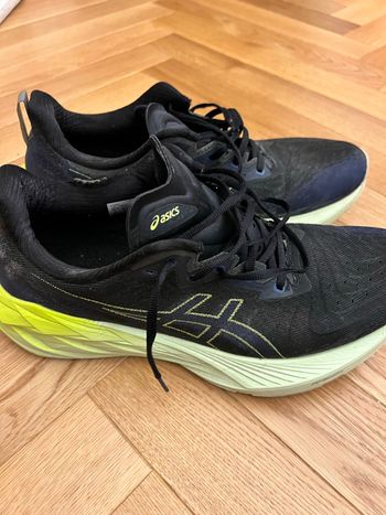Asics, Novablast