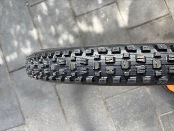 Used Maxxis Tire 2025 bike — image 3 of 3