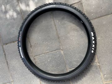Used Maxxis Tire 2025 bike — image 2 of 3