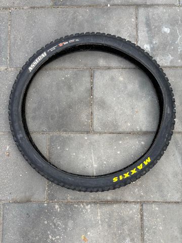 Brugt Maxxis Tire 2023 bike — billede 2 af 3