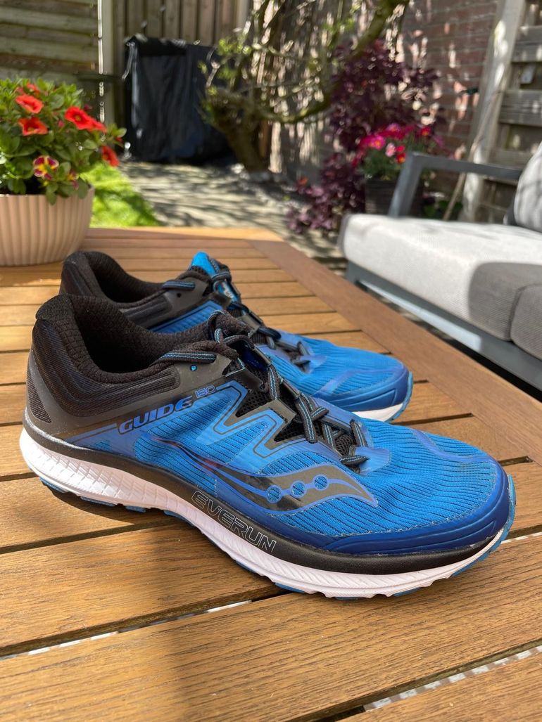 Used Saucony Everun Running Shoes 2017 bike — image 1 of 5