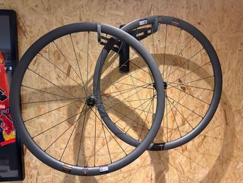 Reserve, 32|GR Carbon Gravel Wheelset