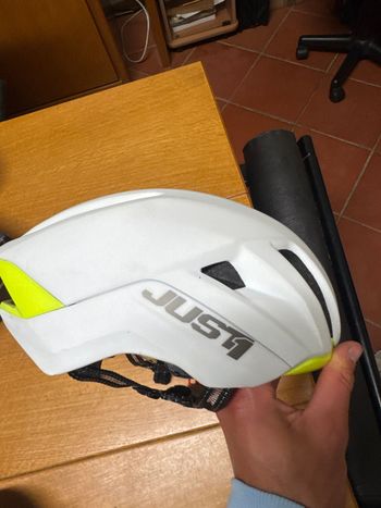 Used Just 1 casco Helmet 2025 bike — image 2 of 3