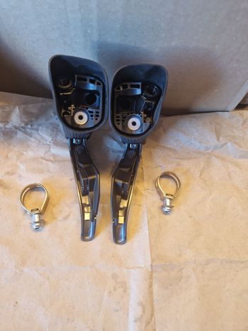 Used Shimano Ultegra DI2 11-s hydralisk disk 2024 bike — image 6 of 8