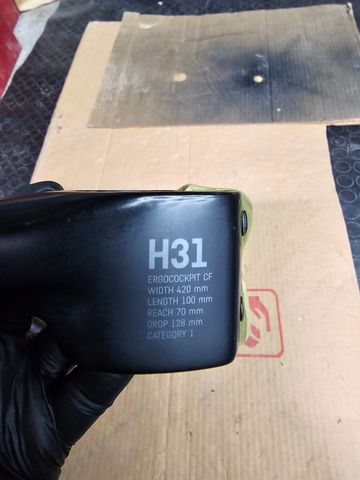 Used Canyon H31 ergocockpit cf Cockpit