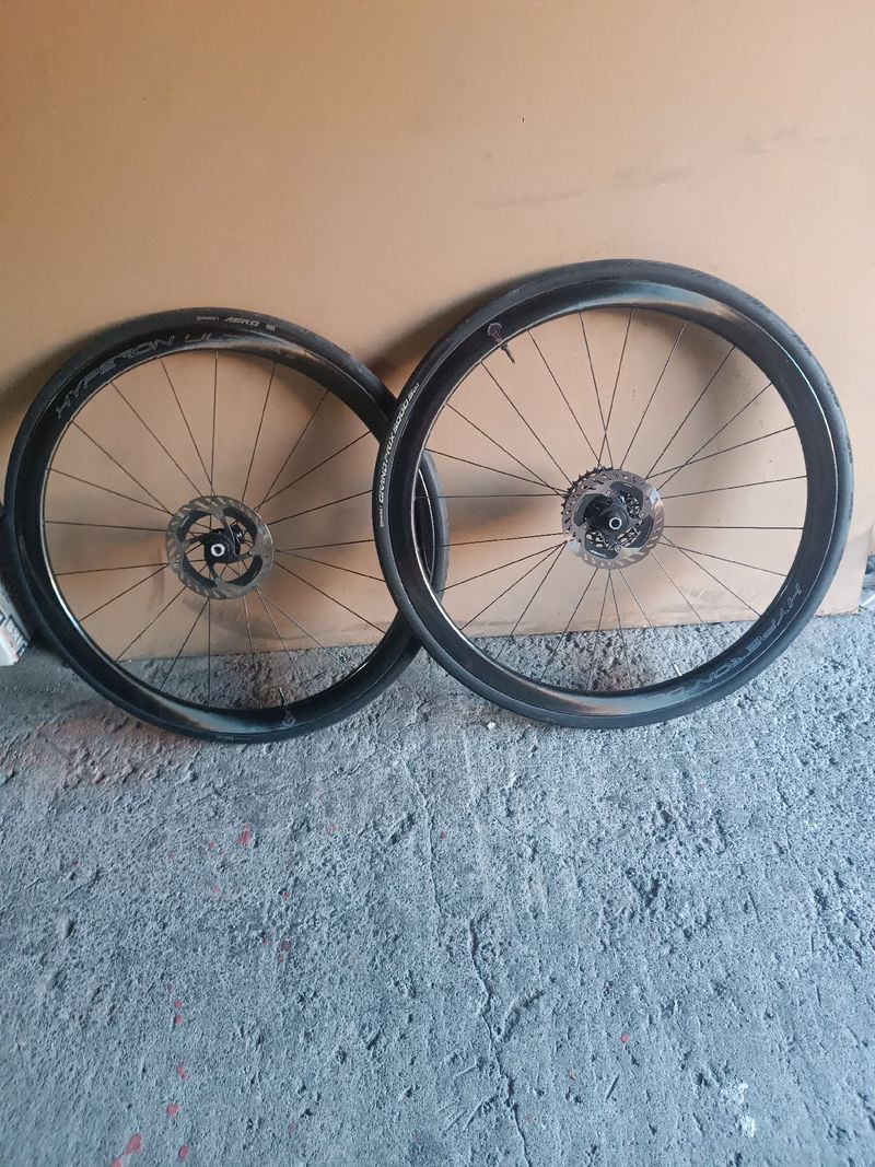 Used Campagnolo Hyperon Ultra 2024 bike — image 6 of 6