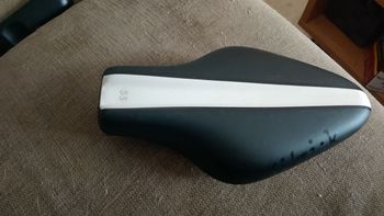 Fizik, tritone