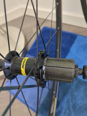 Używany Mavic Aksium Wheelset 2025 bike — zdjęcie 3 z 6