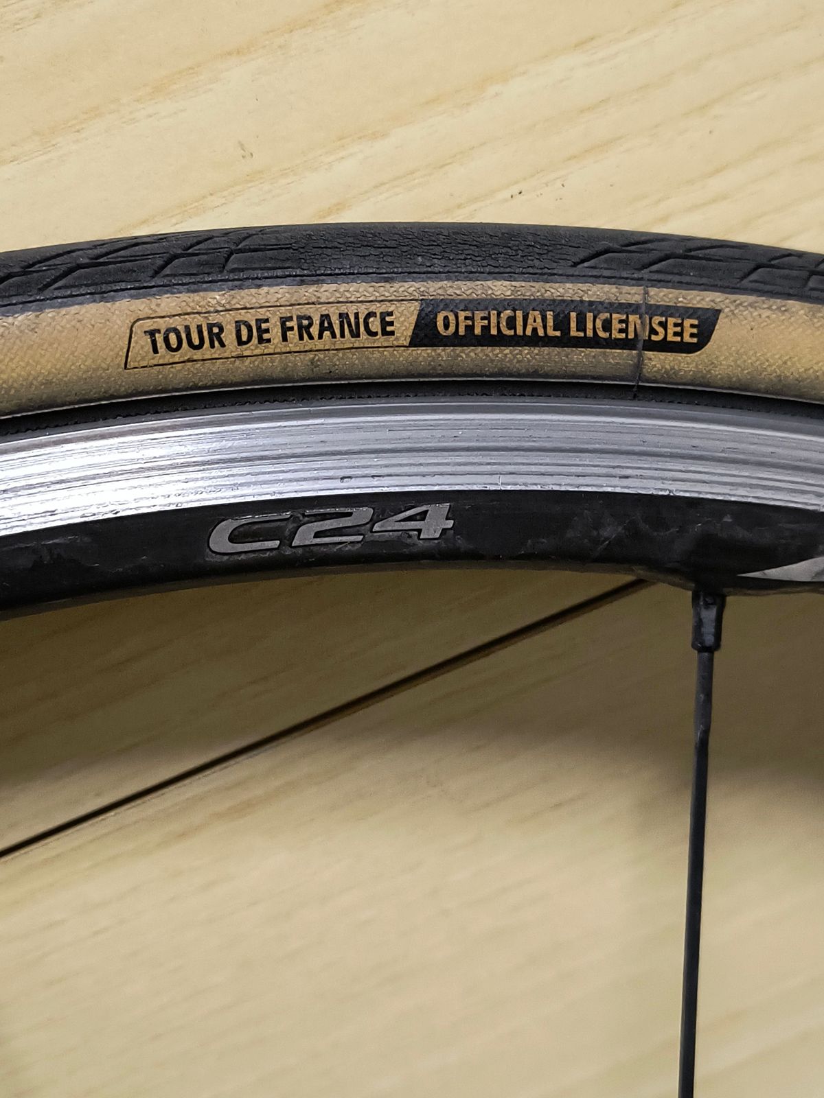 Shimano Dura-Ace WH-9000-C24-CL Wheelset | buycycle