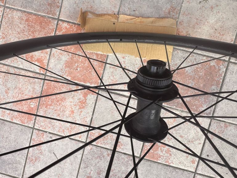 Used Bontrager Aeolus Elite 35 TLR Disc Road Wheel 2023 bike — image 7 of 7
