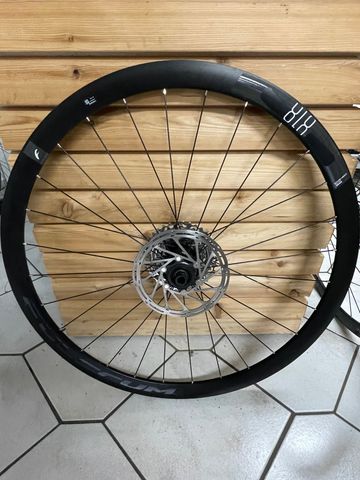 Brugt Fulcrum Racing 818 mit SRAM Rotor für 12 fach 2022 bike — billede 2 af 11